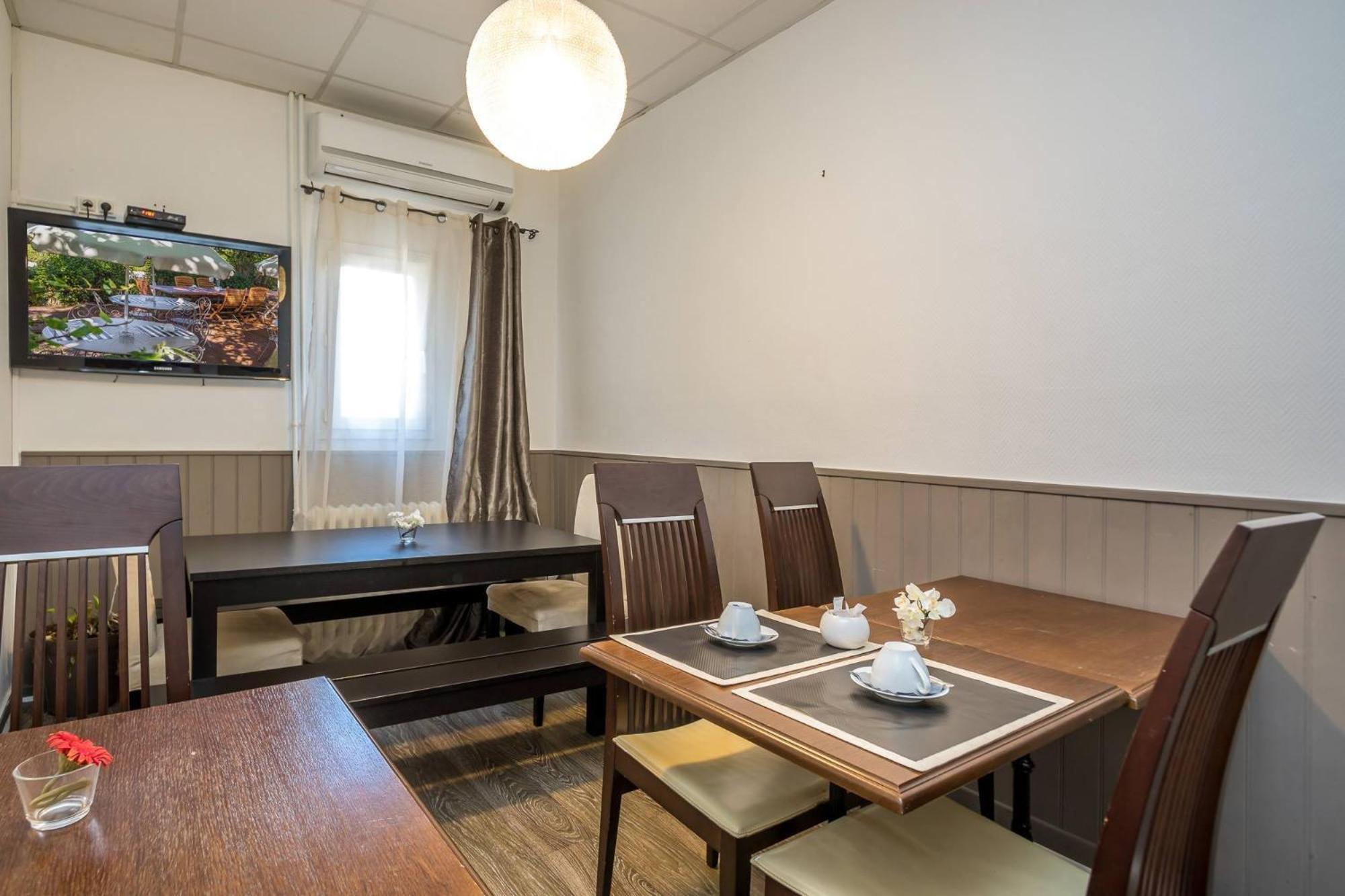 Hotel Des Moulins Allauch Zewnętrze zdjęcie